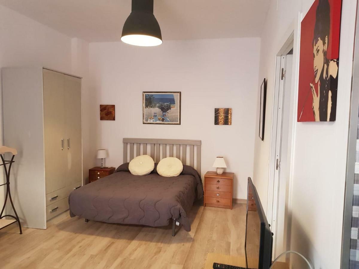 Estudio 54 Centro Аликанте Экстерьер фото